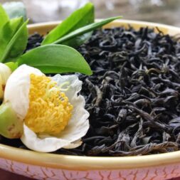 Trà sao chảo thủ công